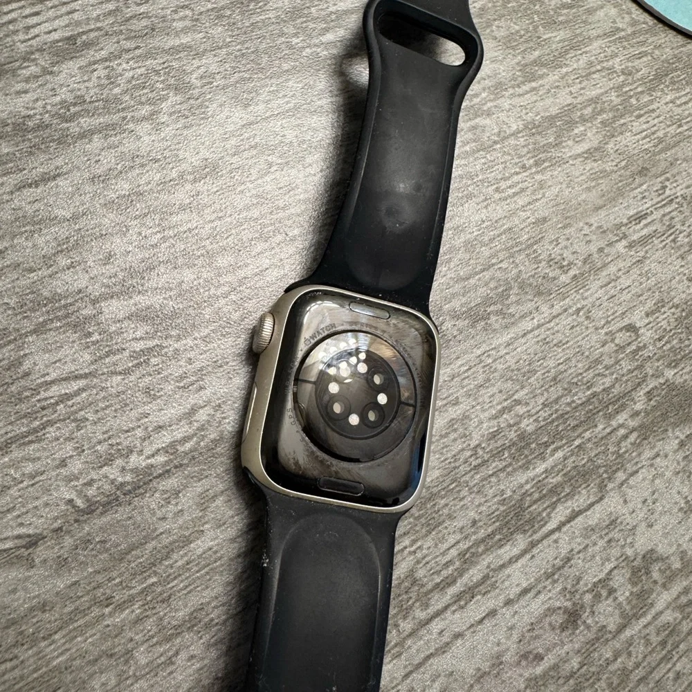 Black Smartwatch with Starlight frame